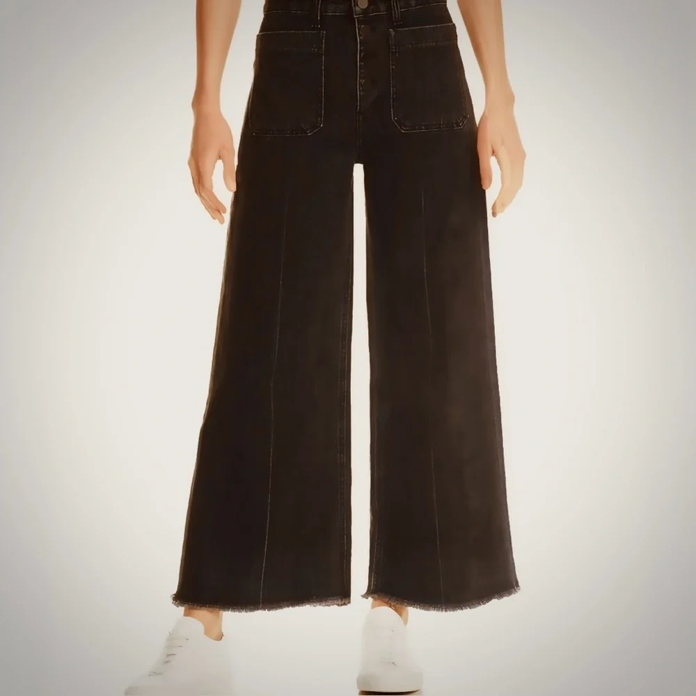 Elizabeth and James Carmine Cropped
Button Fly Wide Leg Jeans Size 26. C… - Picture 5 of 15